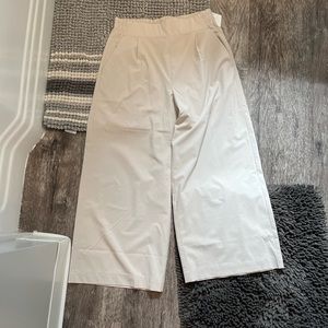 Athleta light gray Brooklyn wide leg crop pant